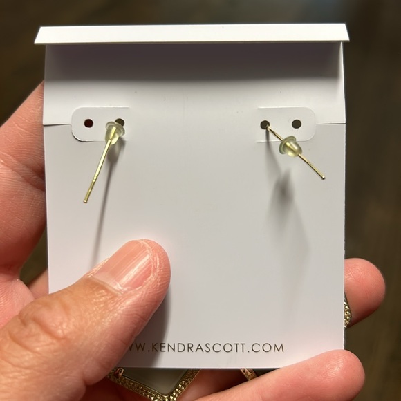 Kendra Scott Earrings - Picture 6 of 6